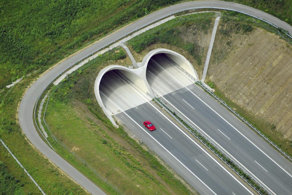 高速公路隧道有线广播系统设计
