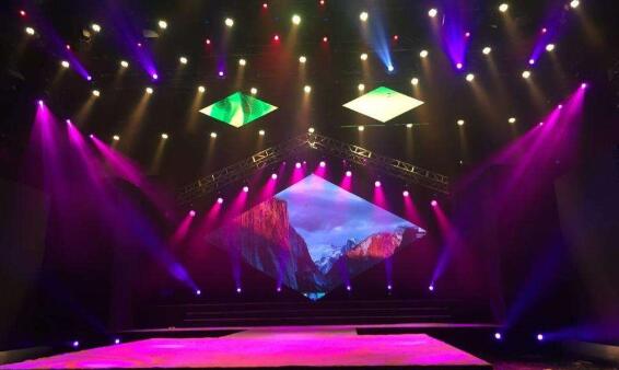 舞台灯光对舞台表演有哪些作用 舞台灯光对舞台表演有哪些作用